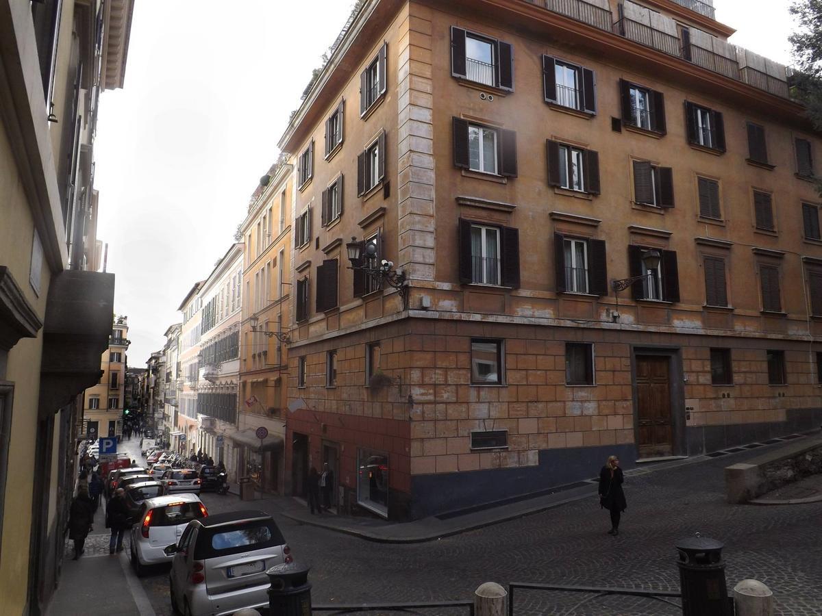 Gasthuis Piazza Di Spagna De Charme 3*